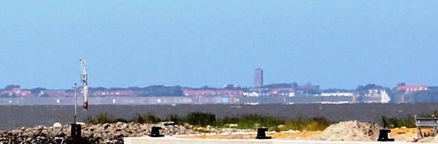 Am Horizont sieht man Norderney