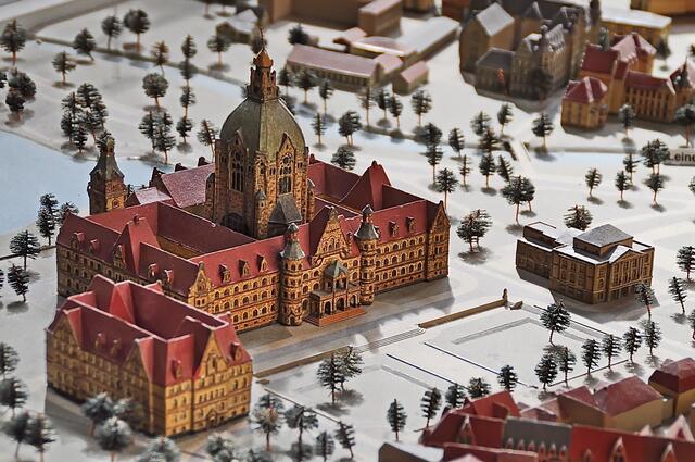 1939 - Nun steht das Neue Rathaus schon einige Jahre und das fast mitten im Grünen ...