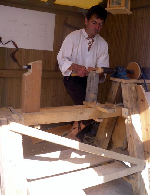 Das soll wohl ein Kreisel werden