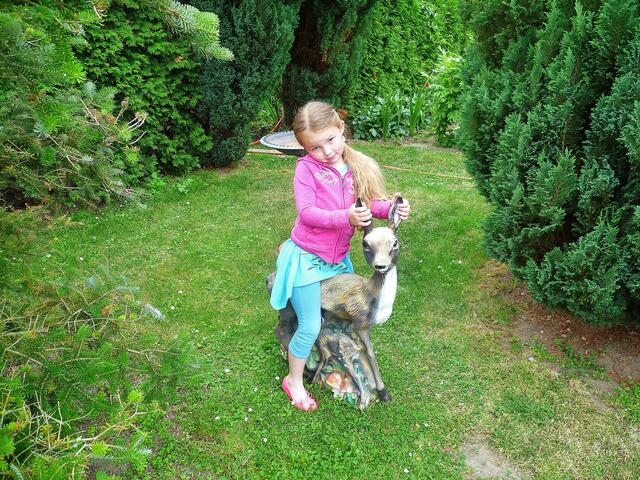 Viviana bei Nachbars Viehzeug - 12.7.2013 !