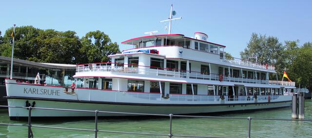 Das Touristenschiff Karlsruhe