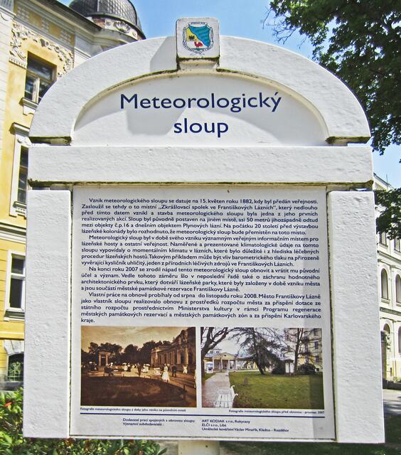 14.07.2013 
Františkovy Lázně - Franzensbad - Tschechische Republik.                                                                Wettersäule, Franzensbad.
Die Wettersäule (meteorologische Säule) 
seit 1882 in Franzensbad.