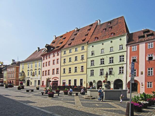 Marktplatz von Cheb (13. Jhdt.).