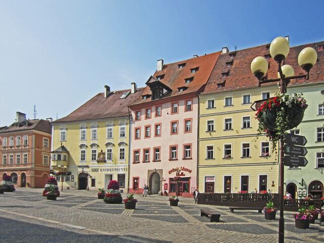Marktplatz von Cheb (13. Jhdt.).