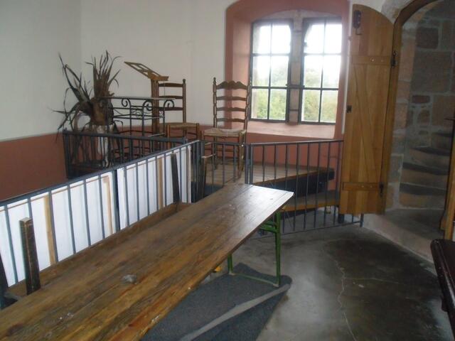 Turmstube unterhalb der Plattform des Spiegelslustturms