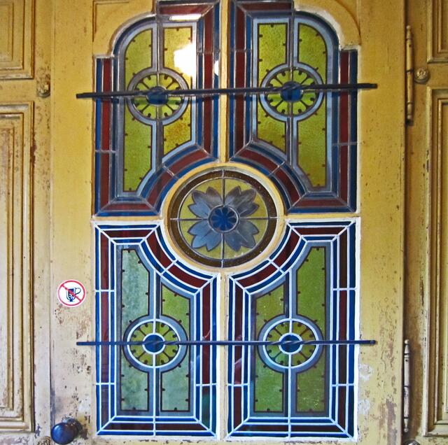 Mariánské Lázně - Marienbad. 
Die römisch-katholische Dekanatskirche                           Mariä Himmelfahrt. (1844-1848).
Neubyzantinischen Baustil.
Achteckiger Grundriss.