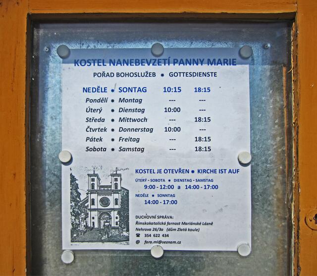 Mariánské Lázně - Marienbad. 
Die römisch-katholische Dekanatskirche                           Mariä Himmelfahrt. (1844-1848).
Neubyzantinischen Baustil.
Achteckiger Grundriss.