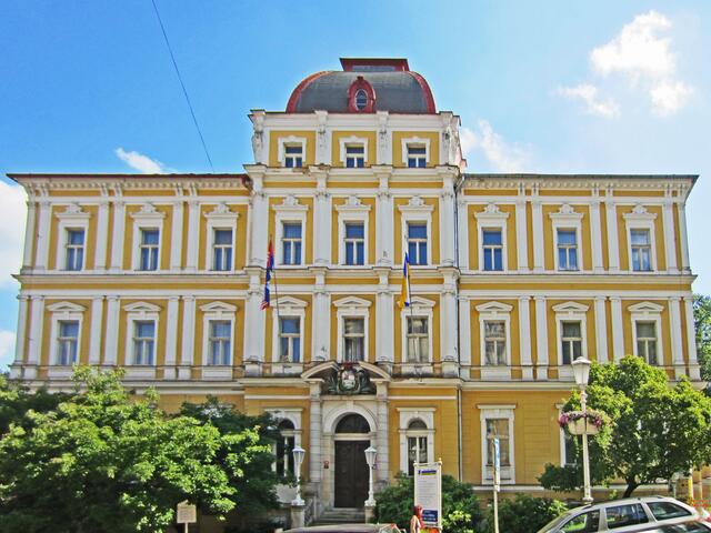 Mariánské Lázně - Marienbad.                                      Rathaus.