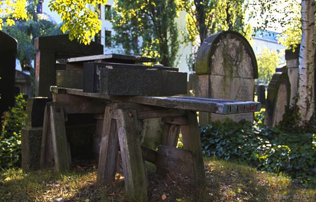 Auf dem alten jüdischen Friedhof Hannover