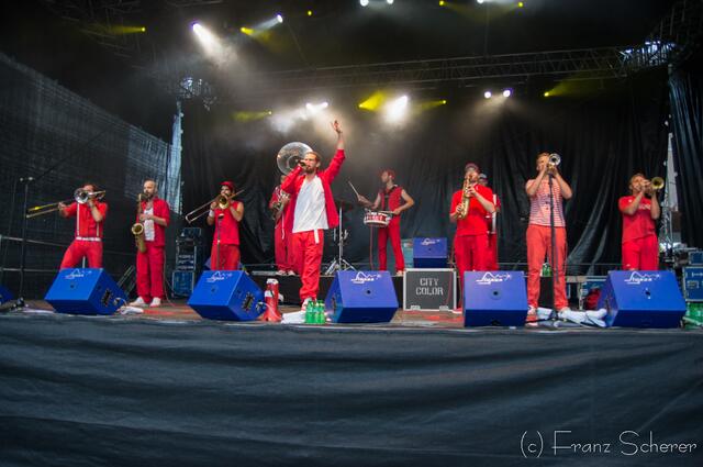 Kulturina 2013 Gersthofen - Streiflichter vom Festausklang am Sonntagabend. Moop Mama - die musikalische Sensation aus München