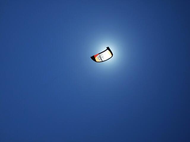 Kitesurfing in the sun