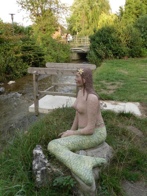 An der Wabe