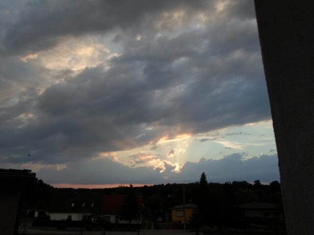 Der Himmel vor dem Hitzegewitter