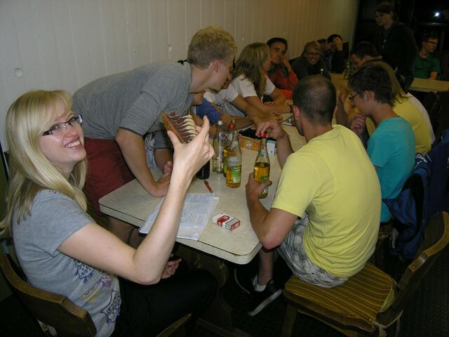 Auch am Abend spielten die PSVler weiter, allerdings ohne Schläger.