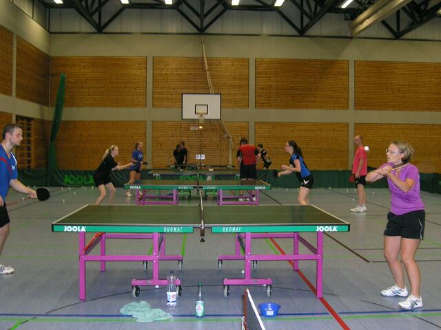 Fünf Einheiten à zwei Stunden standen die Spieler am Tisch.