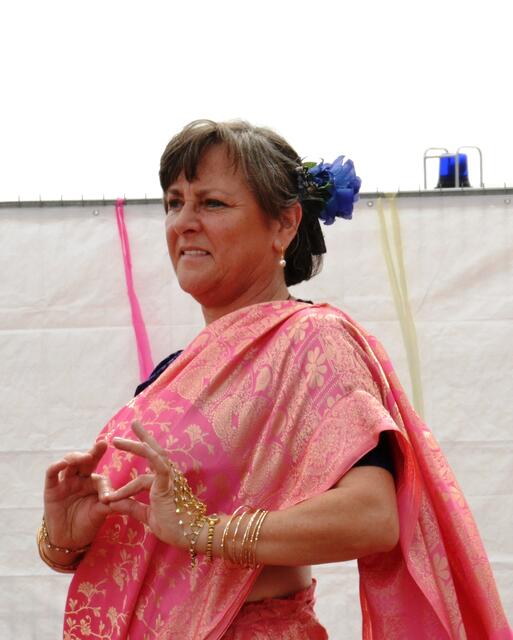 Shanti Tijana ...