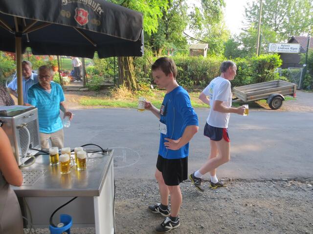 Manche brauchten beim Trinken mehr Zeit als andere.
