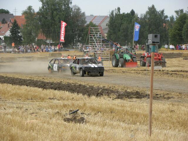 ...na warte, in der nächsten Kurve bist fällig.