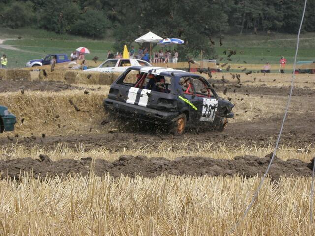 Da fliegen auch die "Fetzen"......