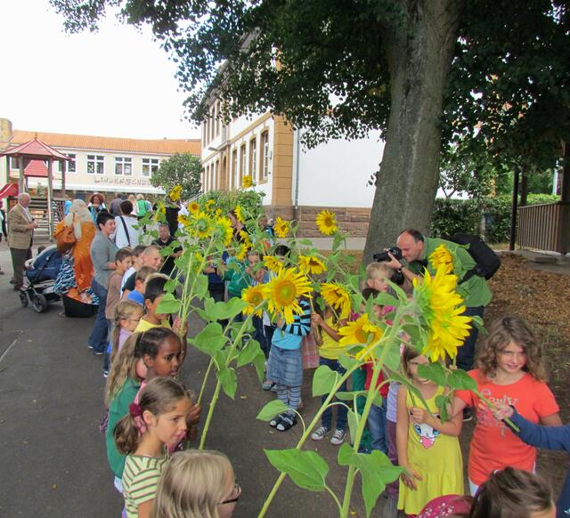 Ein toller Empfang war das in dieser Lindenschule