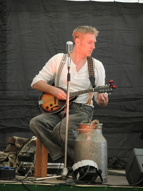 ...Blues aus der Rhön...   ;-))