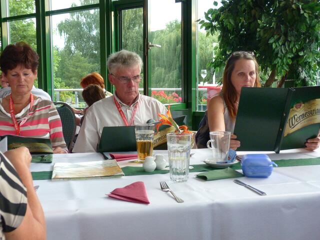 Mal gucken was wir essen.