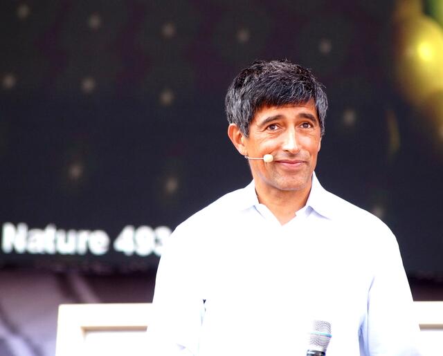 Ein Programm-Highlight am Sonntag, 25. August 2013 - "Wissen Live" mit Ranga Yogeshwar -  Die Open-Air-Show rund um neue und alte Speichertechniken.