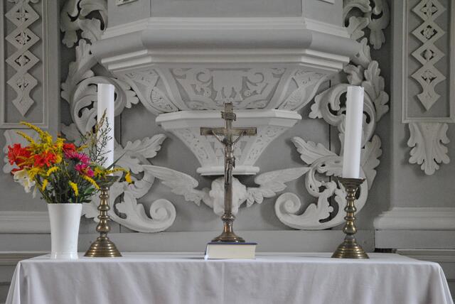 Altar der Flemminger Kirche