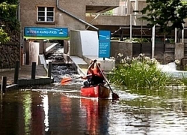 Kombi-Fisch-Kanu-Pässe fehlen im gesamten Leineverlauf ! Beispielhaft : _ http://www.fuerstenberger-seenland.de/fuerstenberg-paddeln.html | Foto: Fürstenberg