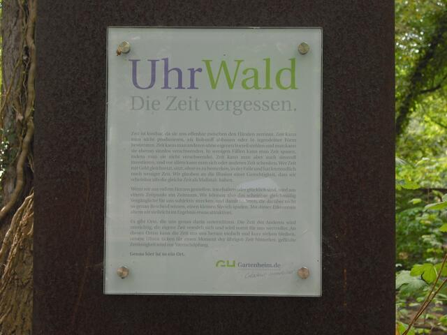 UhrWald, die Zeit vergessen, besser auf der Internetseite zu lesen