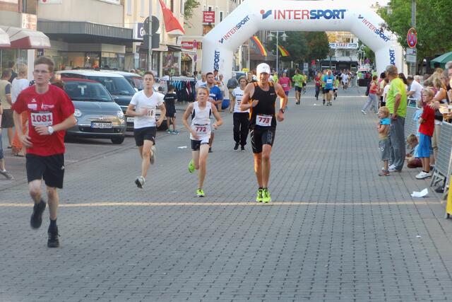 4 km Lauf: Vater-Sohn Duell