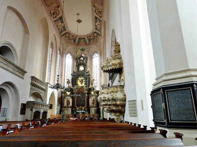 Innenraum mit Altar