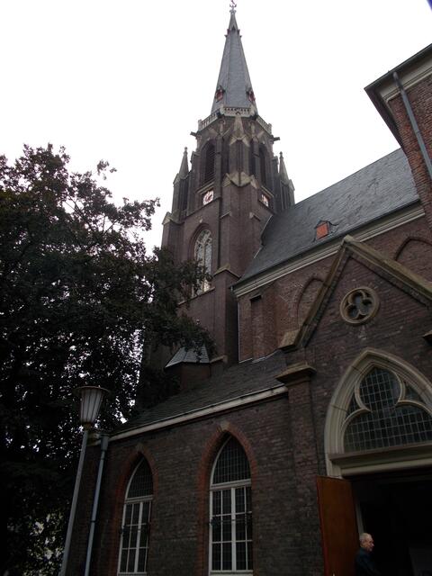 hier ist die evangelische City-Kirche zu sehen