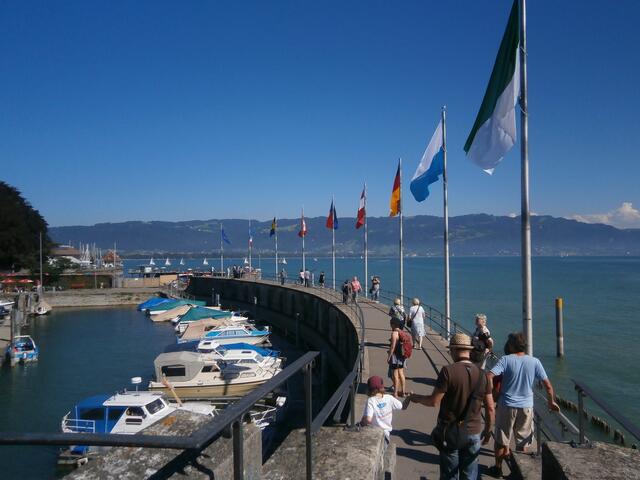 Lindau - Zugang zum sechs Meter hohen Bayerischen Löwen