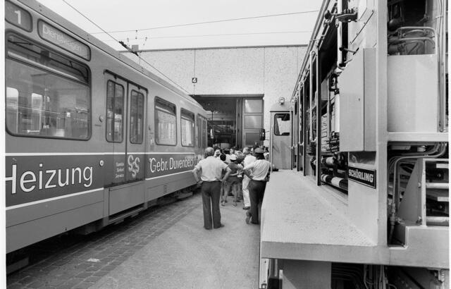 Tag der offenen Tür 1983 auf dem Üstra-Betriebshof in Döhren.