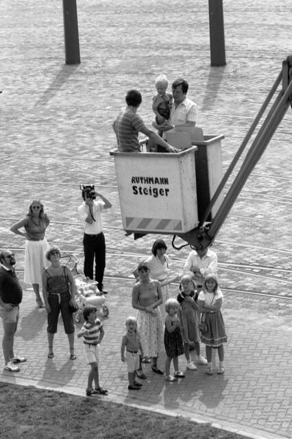 Tag der offenen Tür 1983 auf dem Üstra-Betriebshof in Döhren.