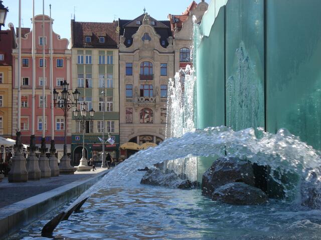 Alter Markt - mit Brunnen und Barockgiebeln