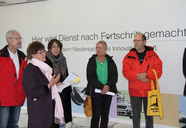 Erika Becker vom Umweltschutzverein kritisiert die jüngste Erklärung der Nordeutschen Wirtschaftsminister, nach der die Nachtflugregelung weiter fortgeführt werden soll.