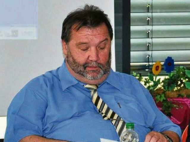 Energiepolitik: Laut Umweltdezernent Landkreis Hildesheim, Helfried Basse, ist in Gronau derzeit kein Strohkraftwerk geplant.  Wir brauchen die Planungsgesellschaft aber nicht mehr zum bauen mal irgendwo! Der Landkreis Hi und die Bürgerschaft trägt mit dem 26%-ÜWL-Anteil, auch fehlplanerische Verluste aus Steuergeldern mit! | Foto: LDZ