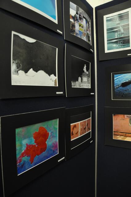 Kunstwerke in der Ausstellung