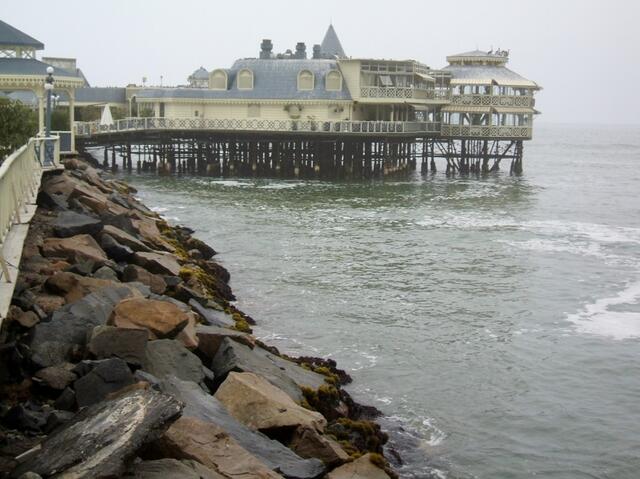 Pier-Restaurant "Rosa Nautica"
