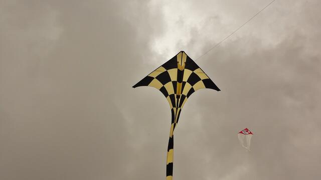 Drachenflugfest auf dem Flugplatz Laucha am 21.9.2013 !