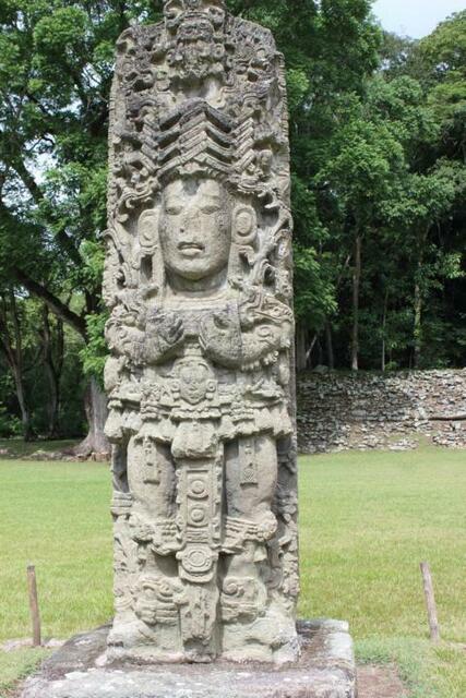 Die Maya-Steinmetze waren in Copan besonders detailverliebt.