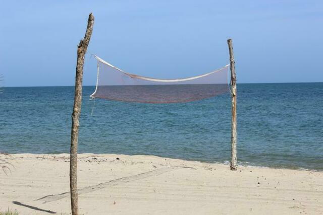 Beachvolleyball am Strand von Campamento