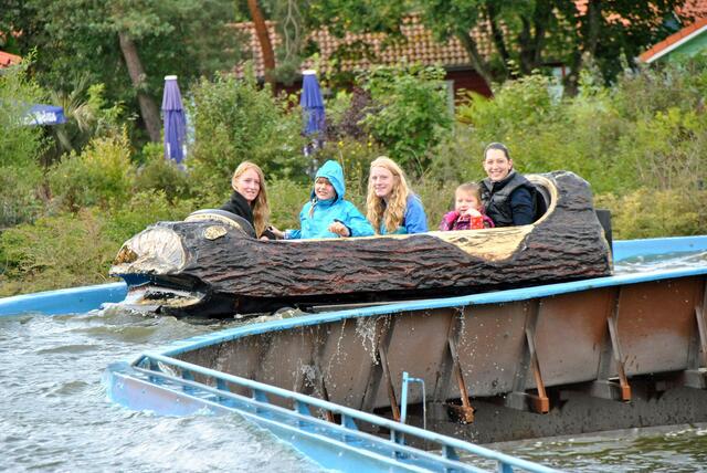 es gab auch Wasser-Sport...
