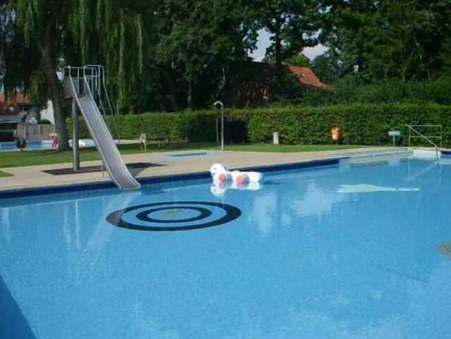 Nichtschwimmerbecken