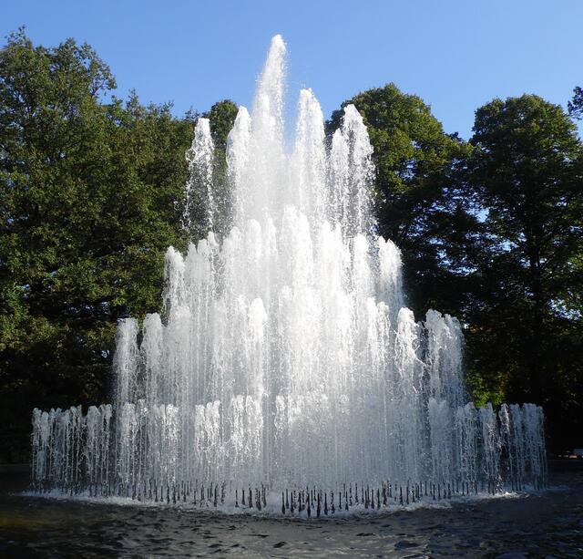 Die Fontänen springen zwischen 15 und 17 Uhr.