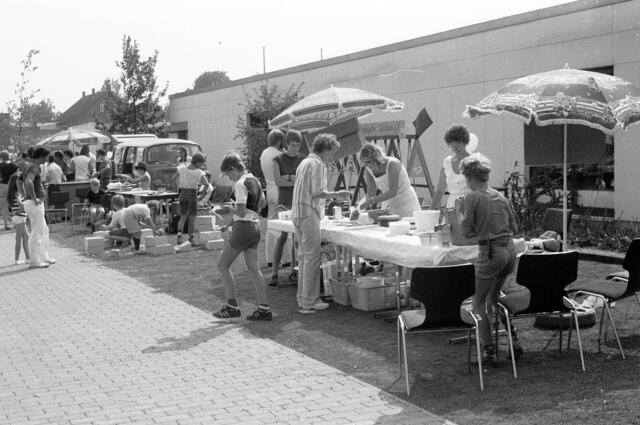 Aktionsstände beim Kinderfest am Freizeitheim.