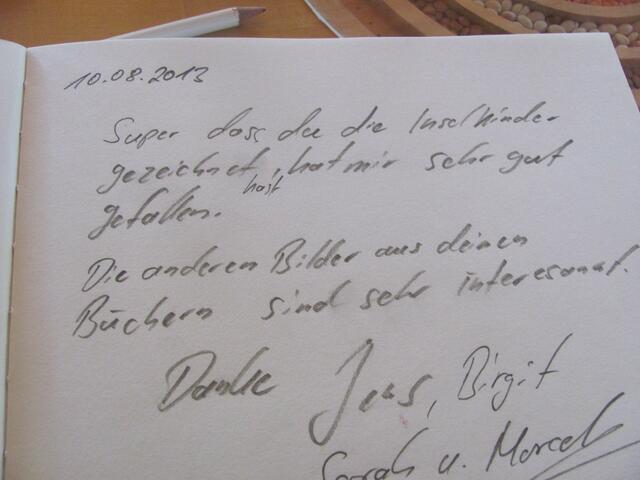 ...aus dem Besucherbuch, fotografiert vom Ausstellungsfotografen Mo