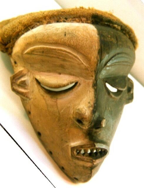 Krankheitsmaske, Pende, kongo